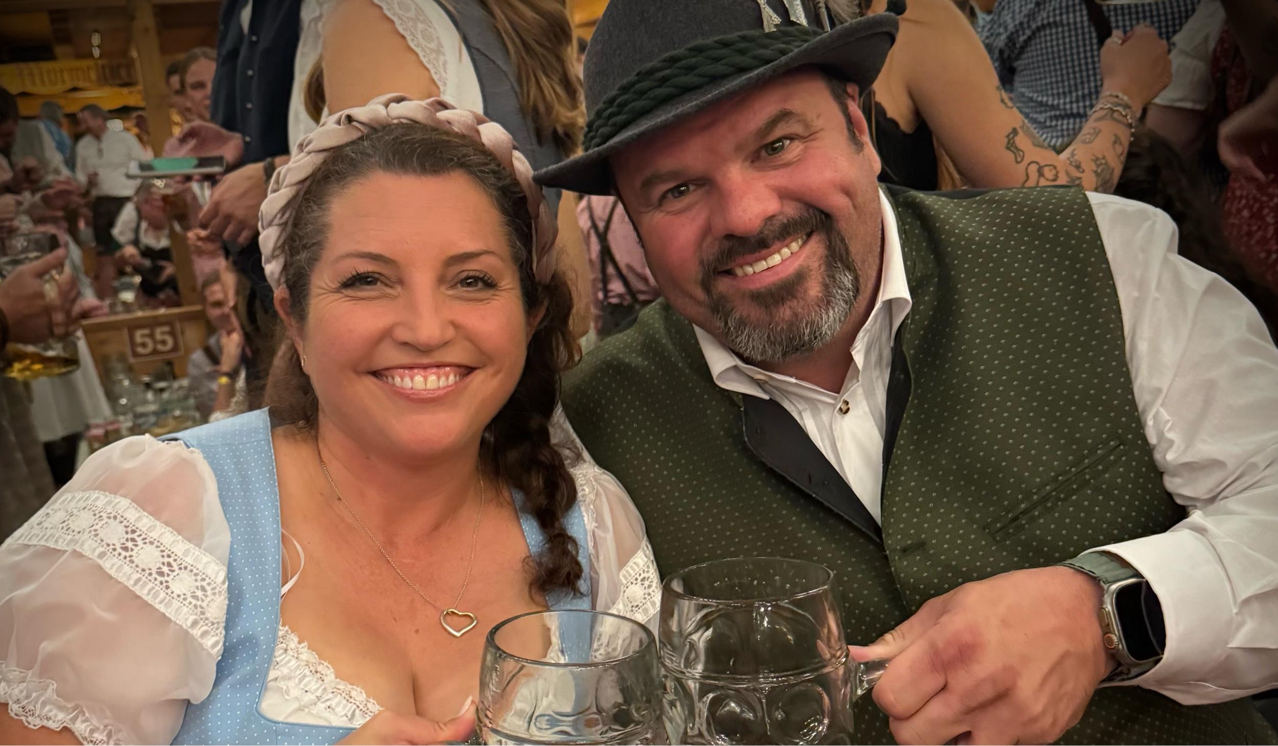 The Wedding Website of Jessica Segovia and Shane Myers