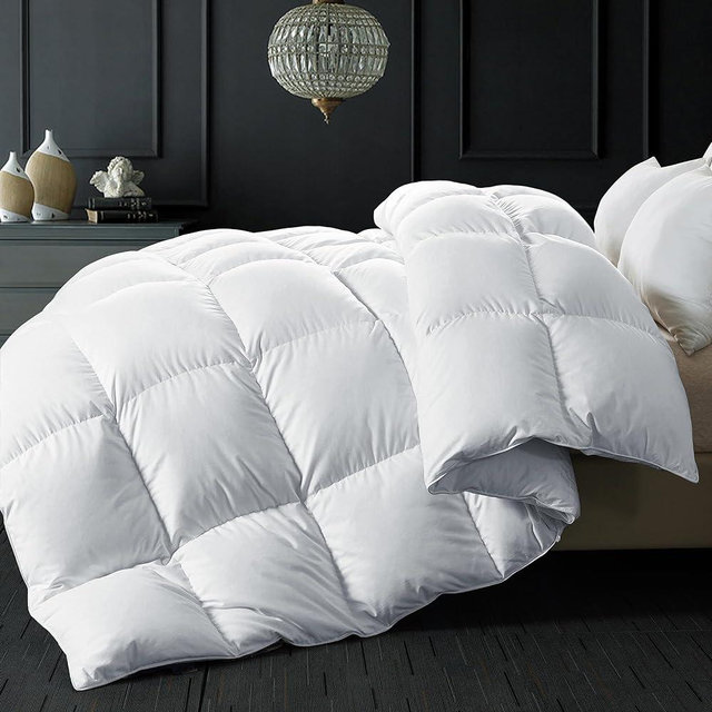 ELNIDO QUEEN® Goose Feather Down Comforter King Size - White Down Duvet Insert - Luxurious Fluffy Hotel Style Bedding Comforter - 100% Cotton Cover All Season - King Size (106x90 Inch)