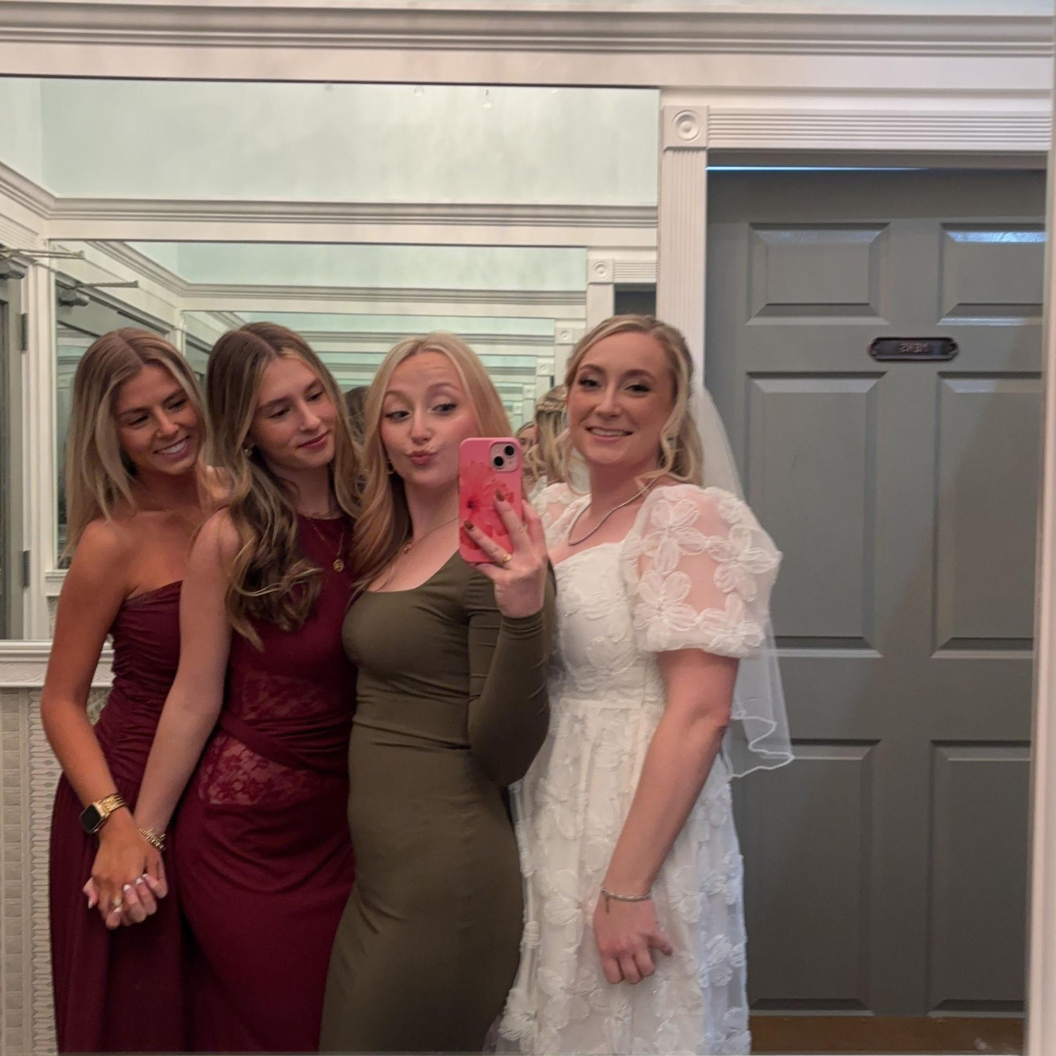 Bathroom selfies of course!