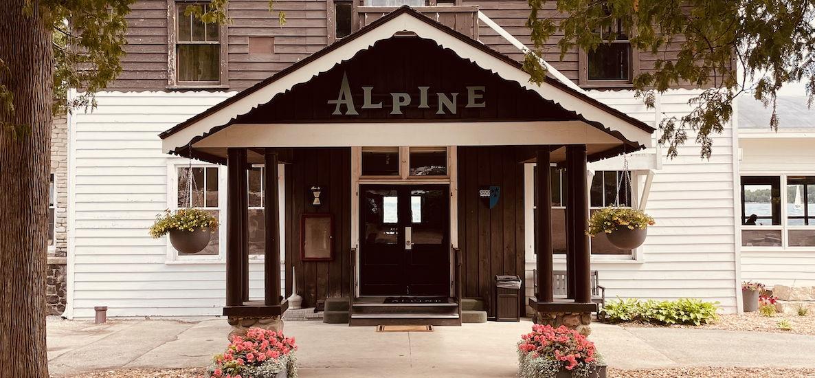 The Wedding Website of Maggie Aasen and Patrick Kuhle