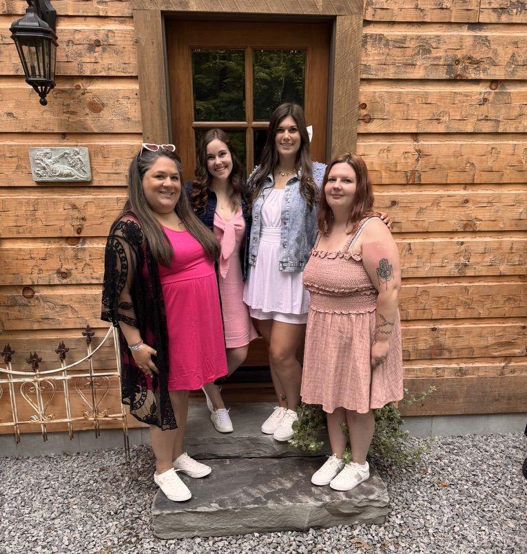 The Wedding Website of Nicole Glenn and Austin St. Denis
