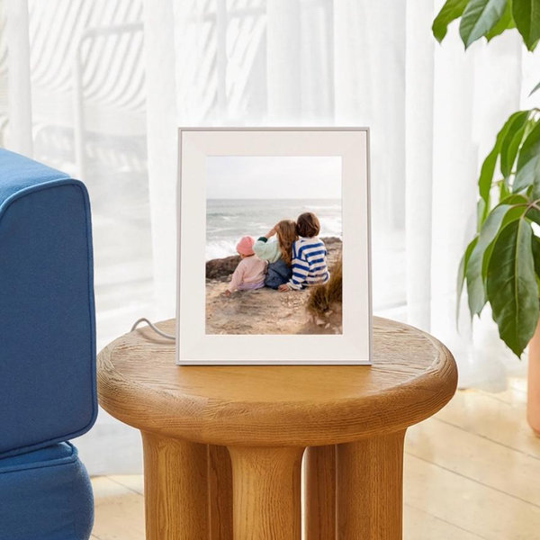 Aspen Clay with White Mat - Smart HD Digital Picture Frame | Aura