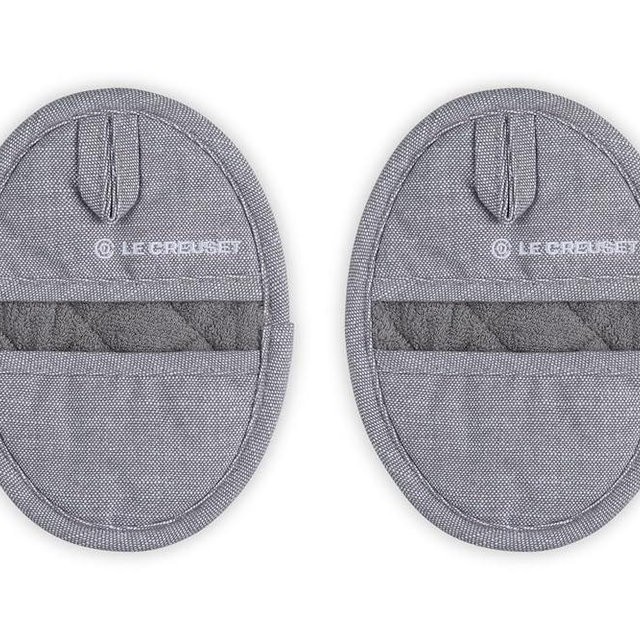 Le Creuset Set of 2 Silicone Pot Grips, Charbon