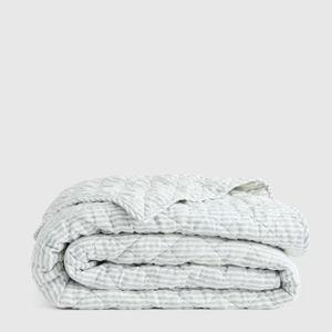 European Linen Stripe Quilt in Mist/White Stripe - Queen