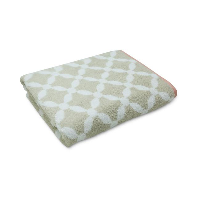 Martha Stewart Collection Dot Lattice 30" x 54" Bath Towel, Created for Macy's