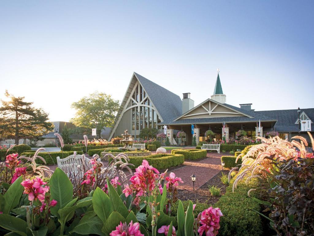 The Wedding Website of Brian Casey and Cici Coleman