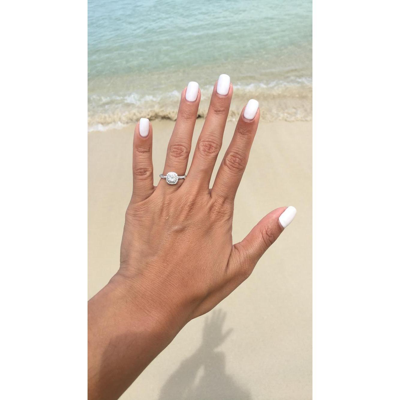 My BEAUTIFUL Ring 💍💕
Mi Bello Anillo 💍💕