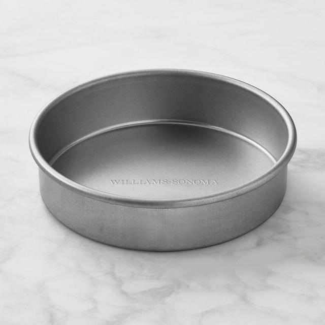 Williams Sonoma Commercial-Quality Round Cake Pan, 8"