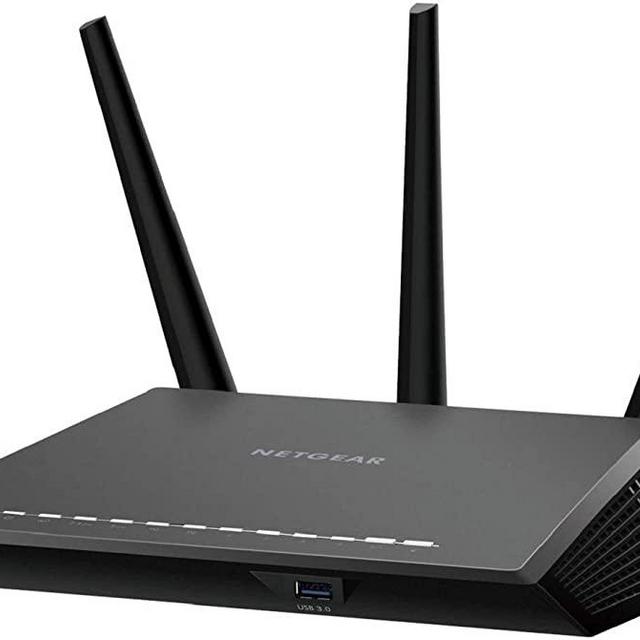 NETGEAR Nighthawk R7350 AC2400 Router: Fast Beamforming Wi-Fi for Gaming, 4K UHD Streaming. 2400Mbps, 2500 Sq Ft, QoS, Dual Core, 2.4 + 5GHz, 5 x GIGABIT + USB 3.0 Port, Smart WiFi Router R7350-NAS