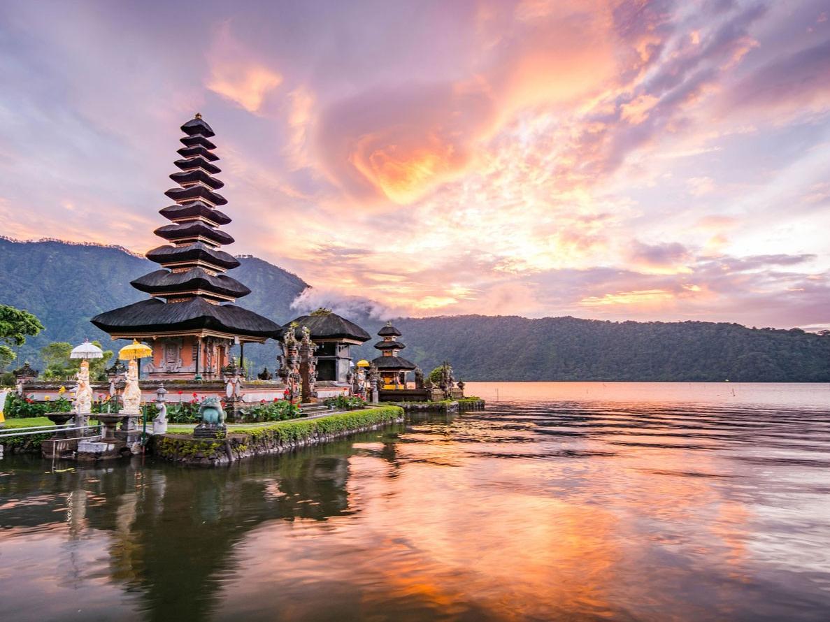Bali + Singapore Honeymoon Fund