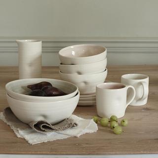 Pinch 16-Piece Dinnerware Set, Service for 4
