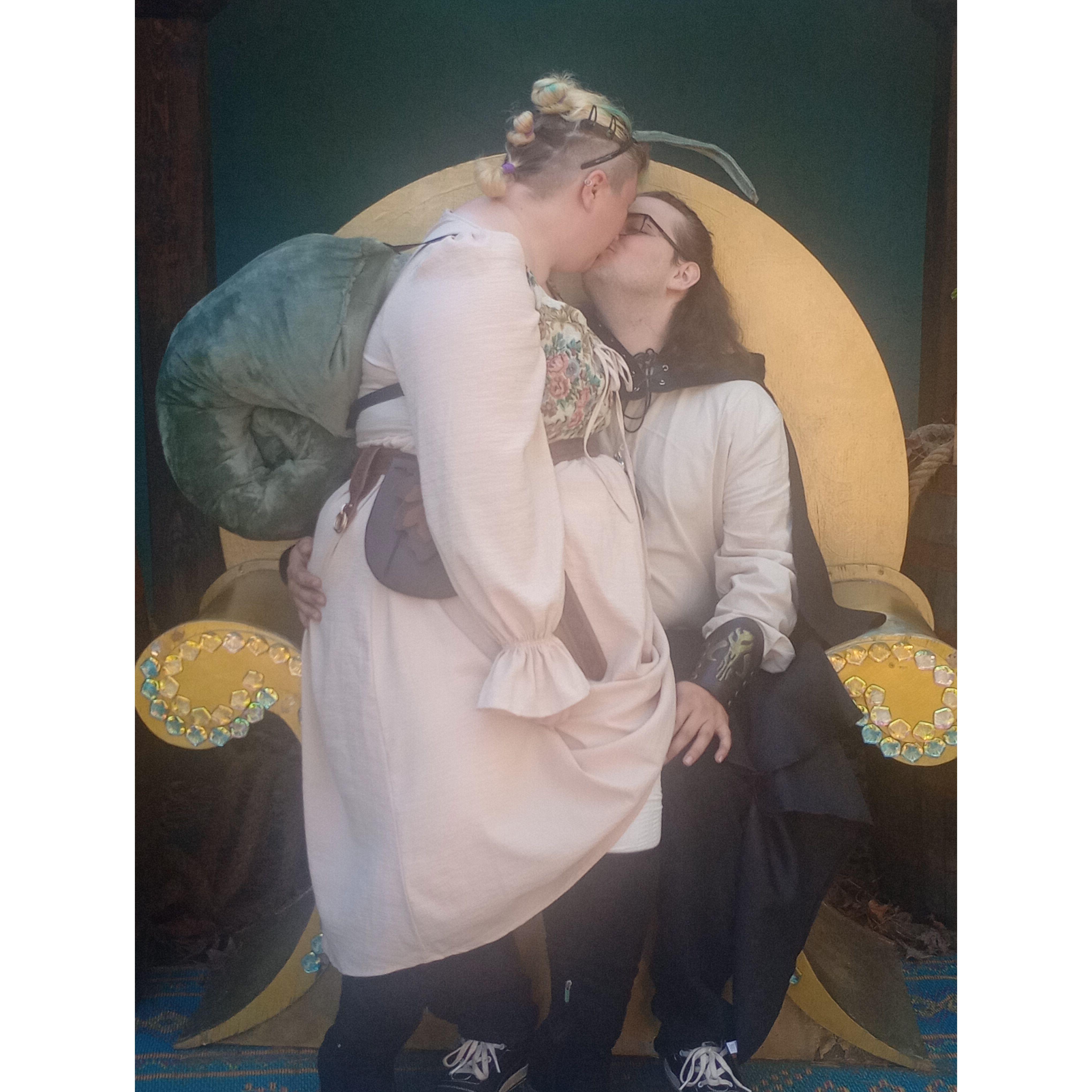 Ren Fair as a snail and hunter