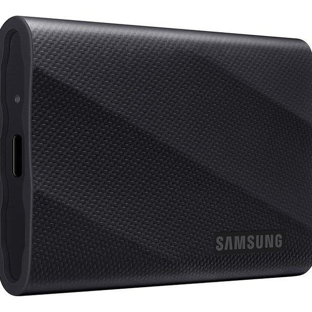Samsung T9 Portable SSD 2TB, USB 3.2 Gen 2x2 External Solid State Drive, Seq. Read Speeds Up to 2,000MB/s for Gaming, Students and Professionals, MU-PG2T0B/AM, Black