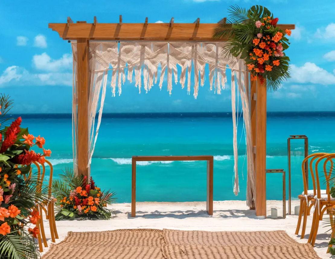 The Wedding Website of Patricia Lopez Fernandez and Reinier Prado