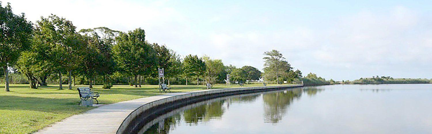 The Wedding Website of Shannon Fee and Tyler Laco