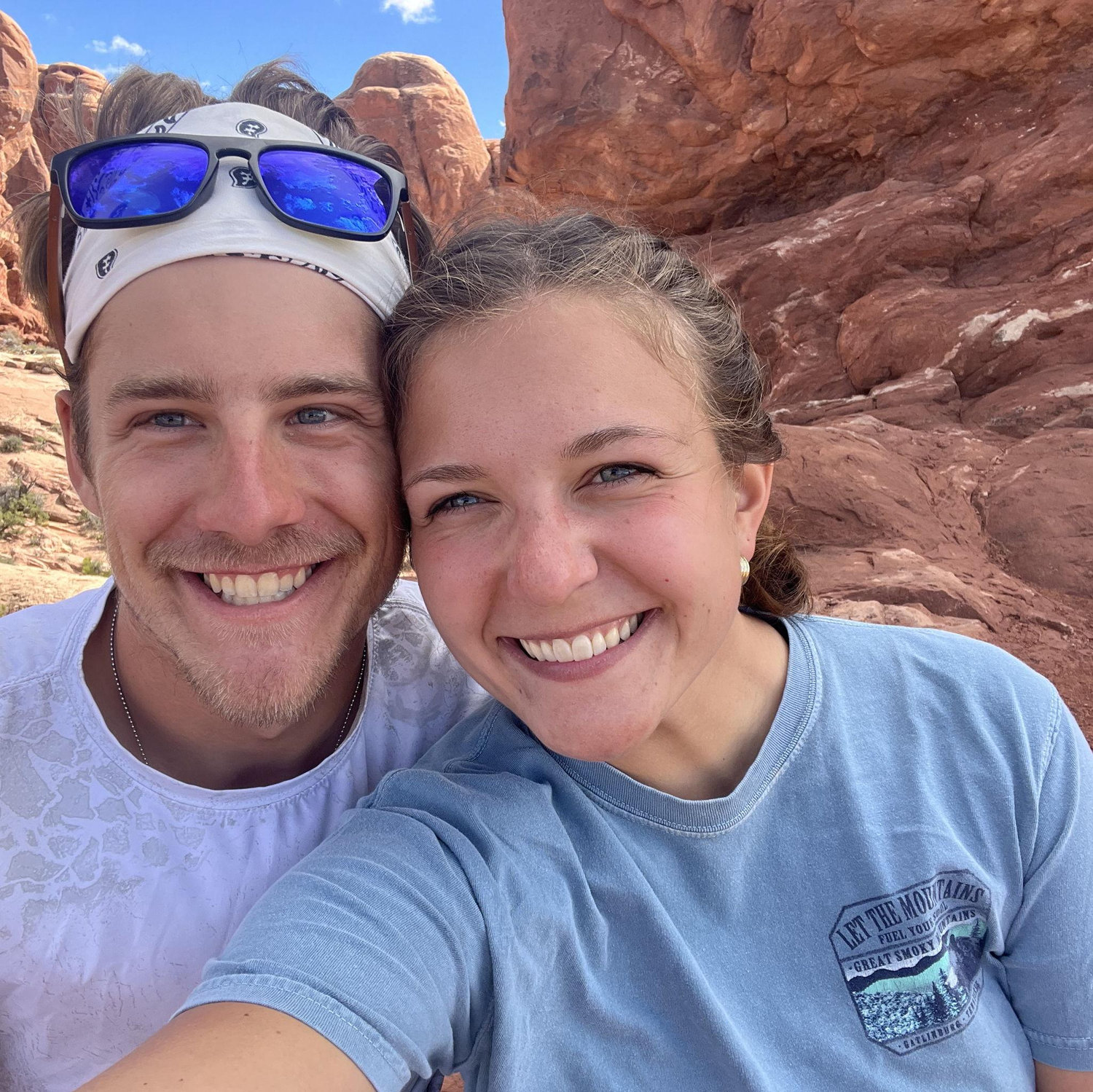 September 2022: First National Park roadtrip together to Utah's Mighty 5!!