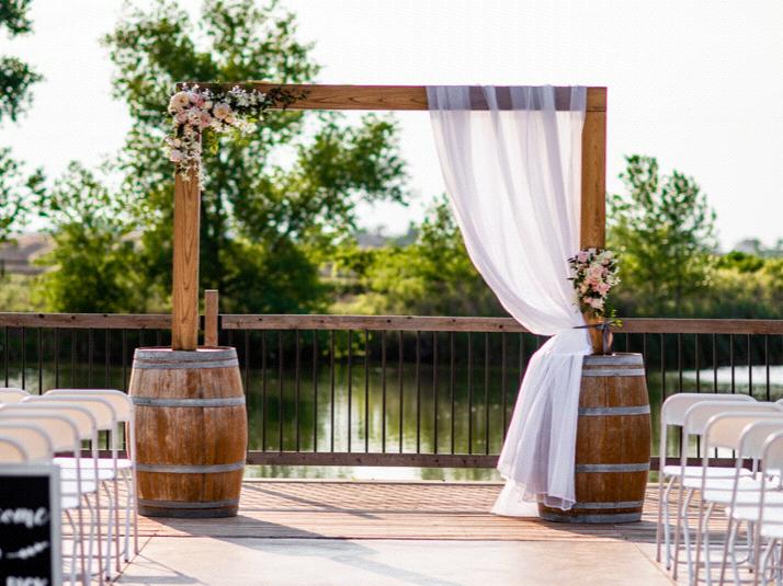 The Wedding Website of Wesley Perry and Janessa Masters