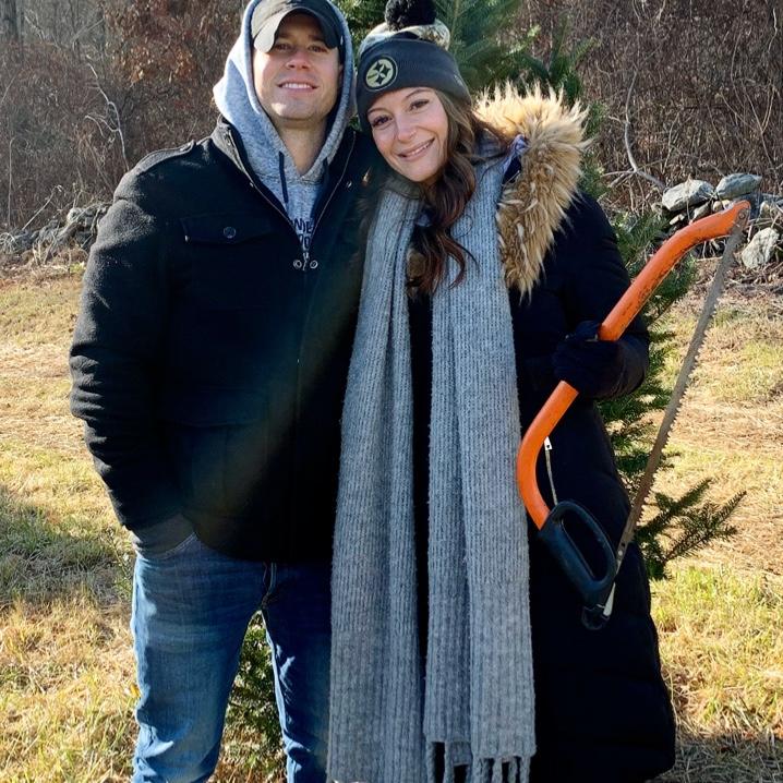 Cutting down our first Christmas tree - November 2019 🌲🪚