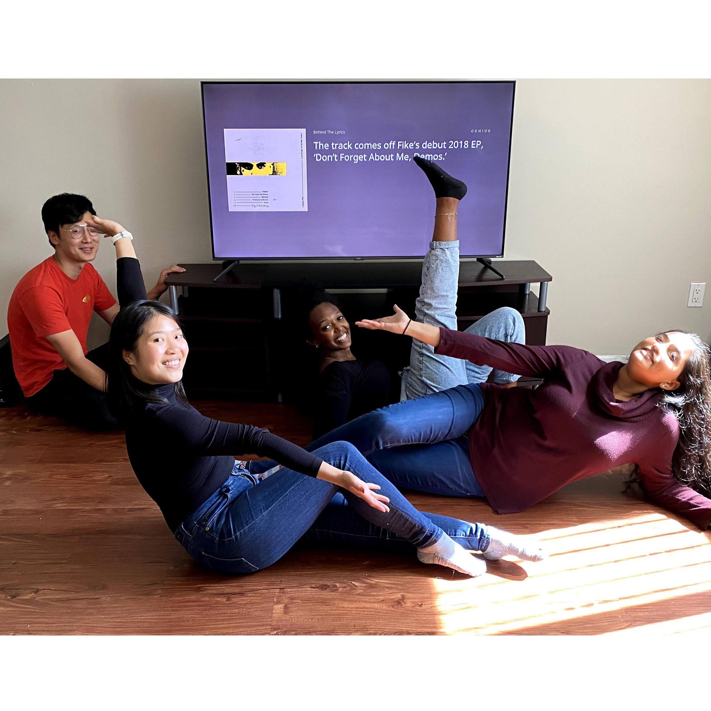 Sometimes this came in the form of us helping Aishu assemble her furniture. (Does everyone's posing and Yanda's lack of posing remind you of any other photos? haha)