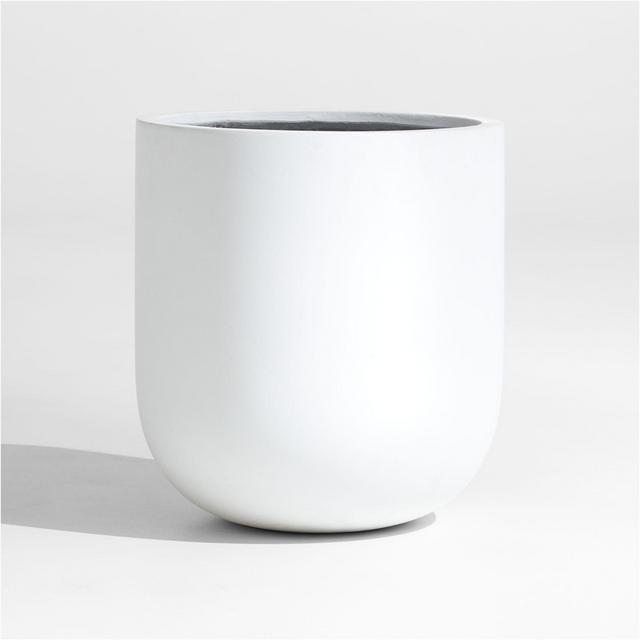 Junio Medium Round White Planter 17.5"