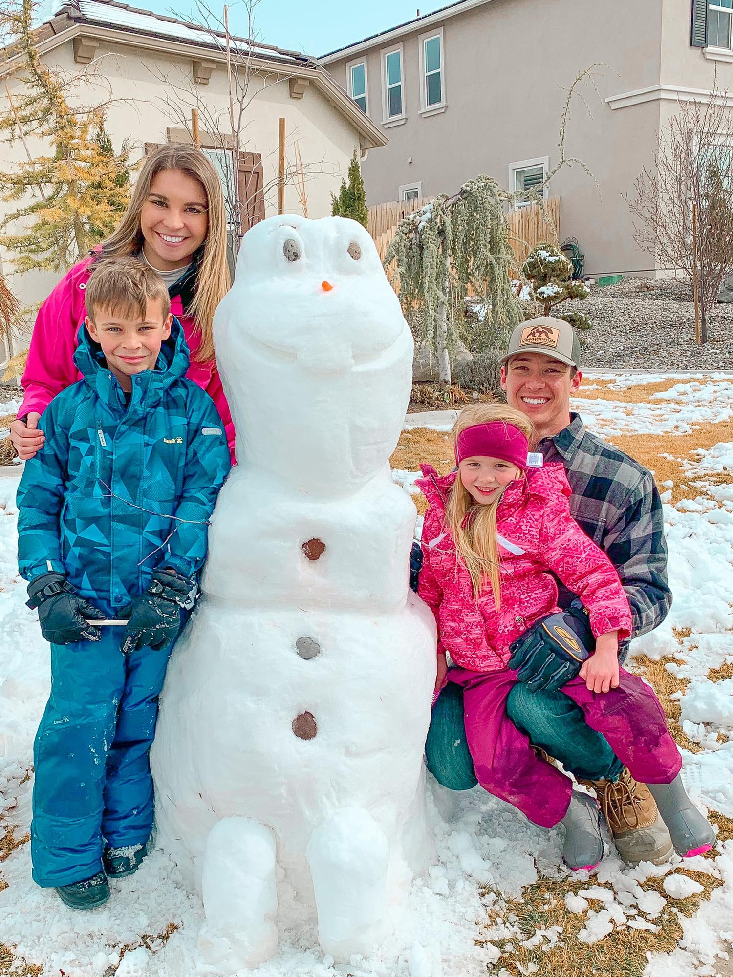 Building Olaf with the littles