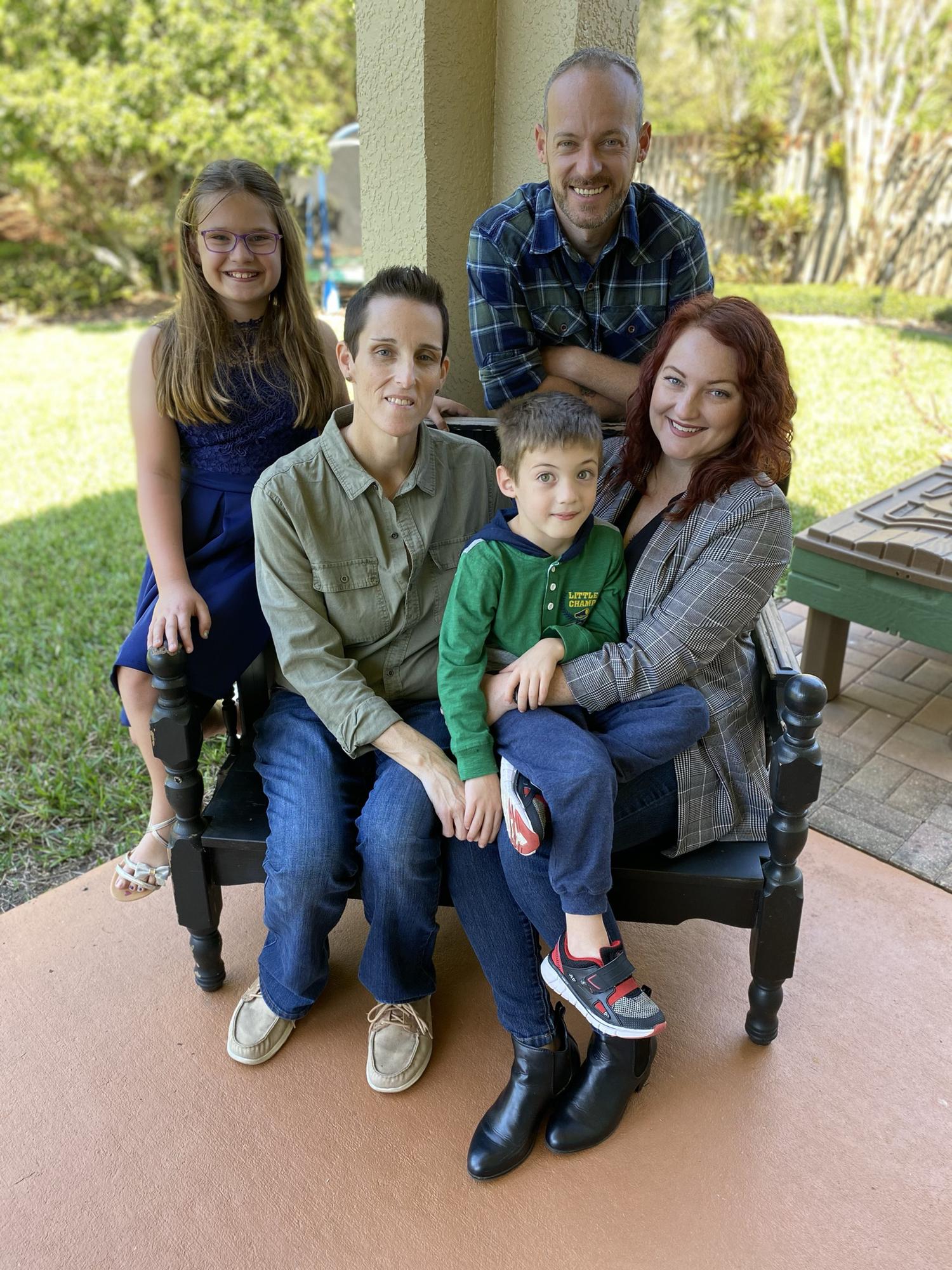 With Ashley’s brother and man of honor Ryan, nephew and ring bearer Elijah James, and our daughter/bridesmaid, Quinn. 💞