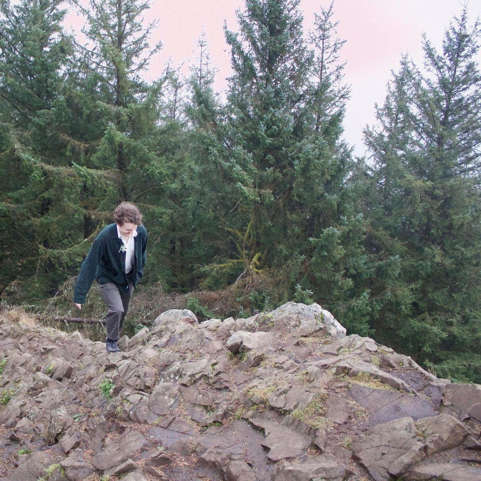 Davis walked up the “aisle” (steep cliff of rocks) to Ash