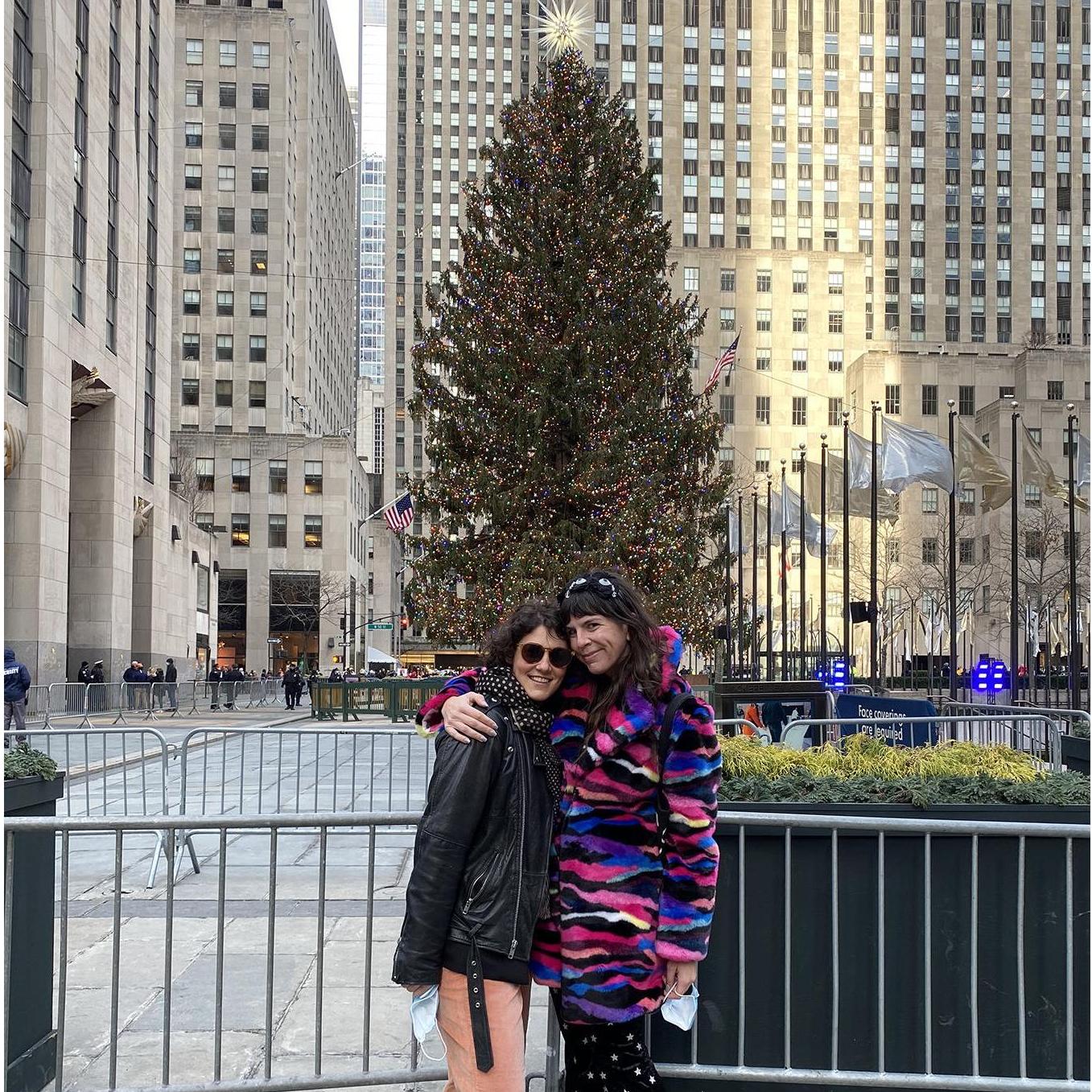 a holiday date to MoMA and to see the tree