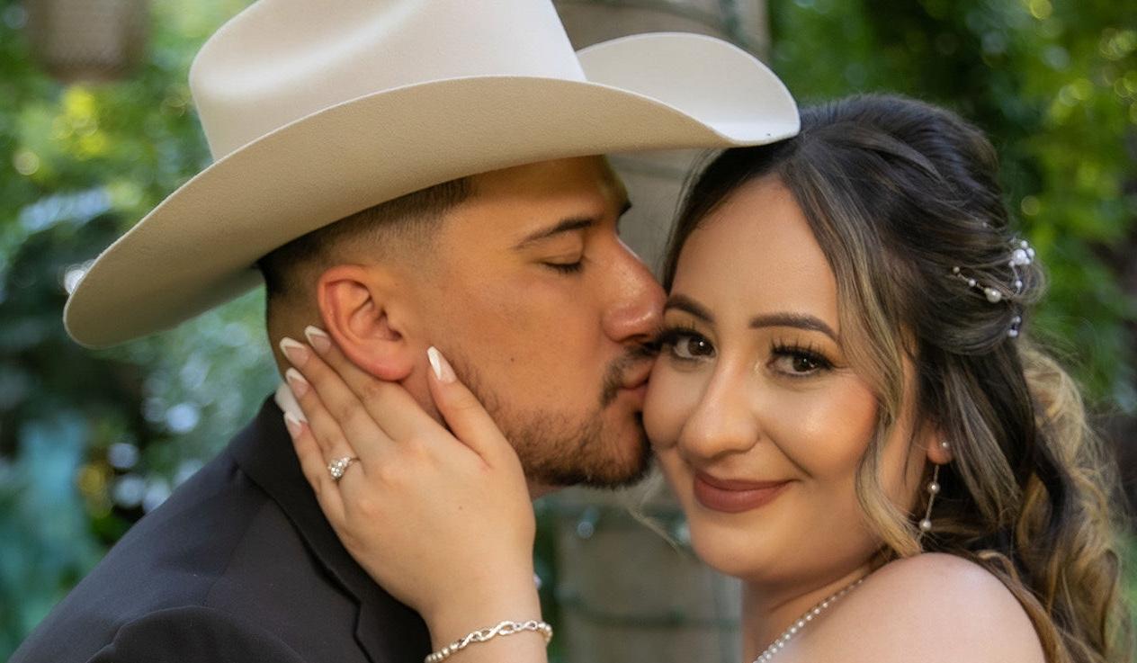 The Wedding Website of Mayra Diera-Diaz and Gustavo Valtierra