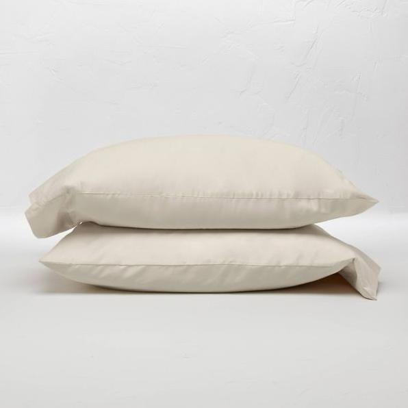 300 Thread Count Temperature Regulating Solid Pillowcase Set - Casaluna™