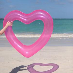 Beach, please! jumbo heart innertube