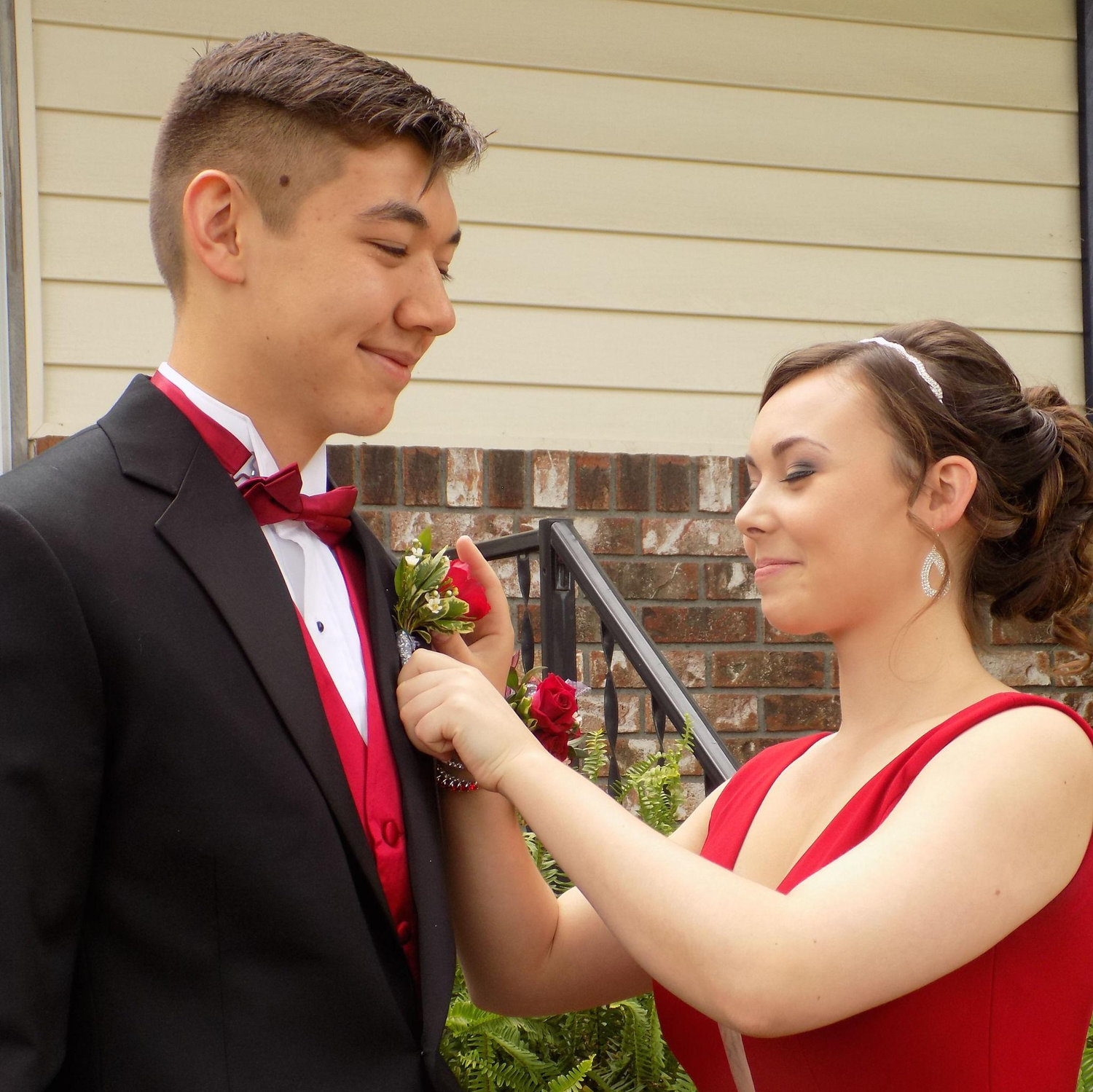 Junior Year Prom, 2016