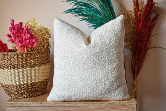 White Textured Puffy Boucle Pillow Cover,Unique Cozy Luxury Boucle Cushion,Boucle Lumbar Pillow,Living Room,Dusty Rose,Gray,Black,Red,Cream