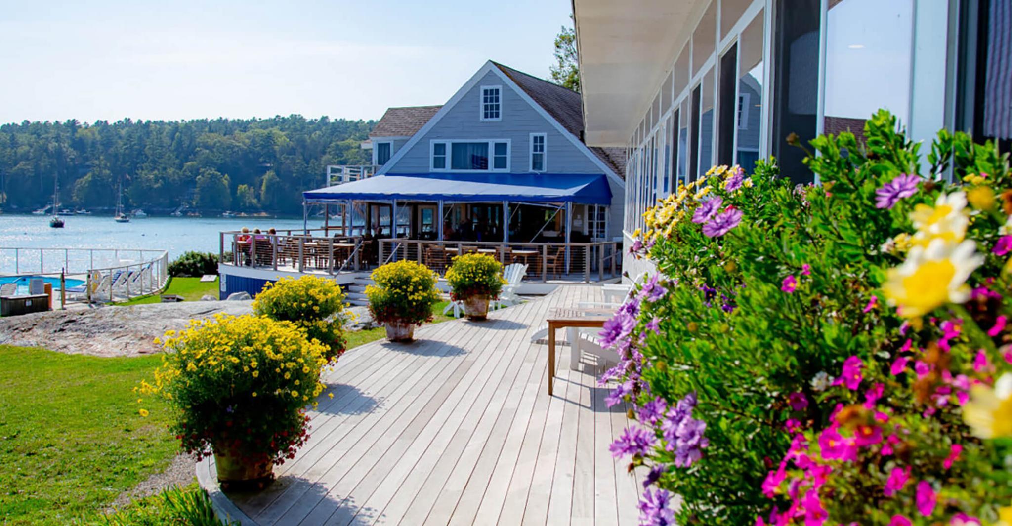 The Wedding Website of Courtney Reeves and Michael Muccio