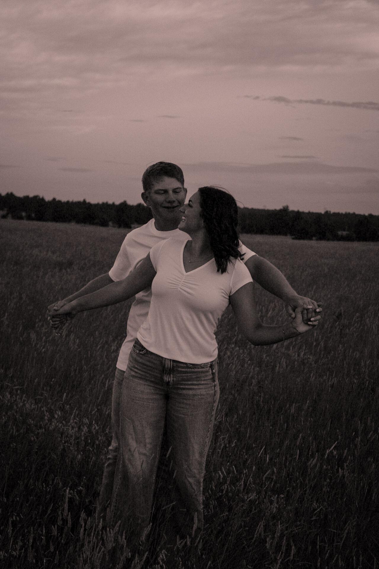 The Wedding Website of Alyson Louderback and Weston Simianer