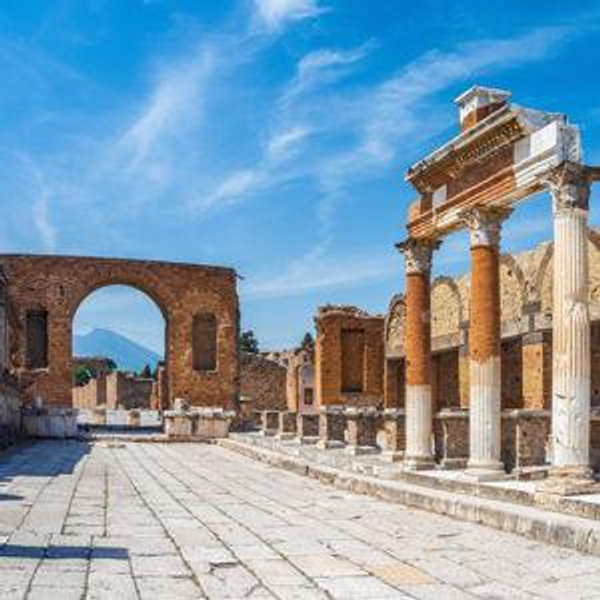 Visiting Pompeii Ruins