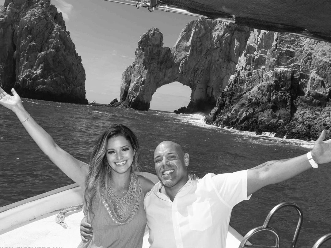 The Wedding Website of Rosa Fernandez and Kevin Lopez
