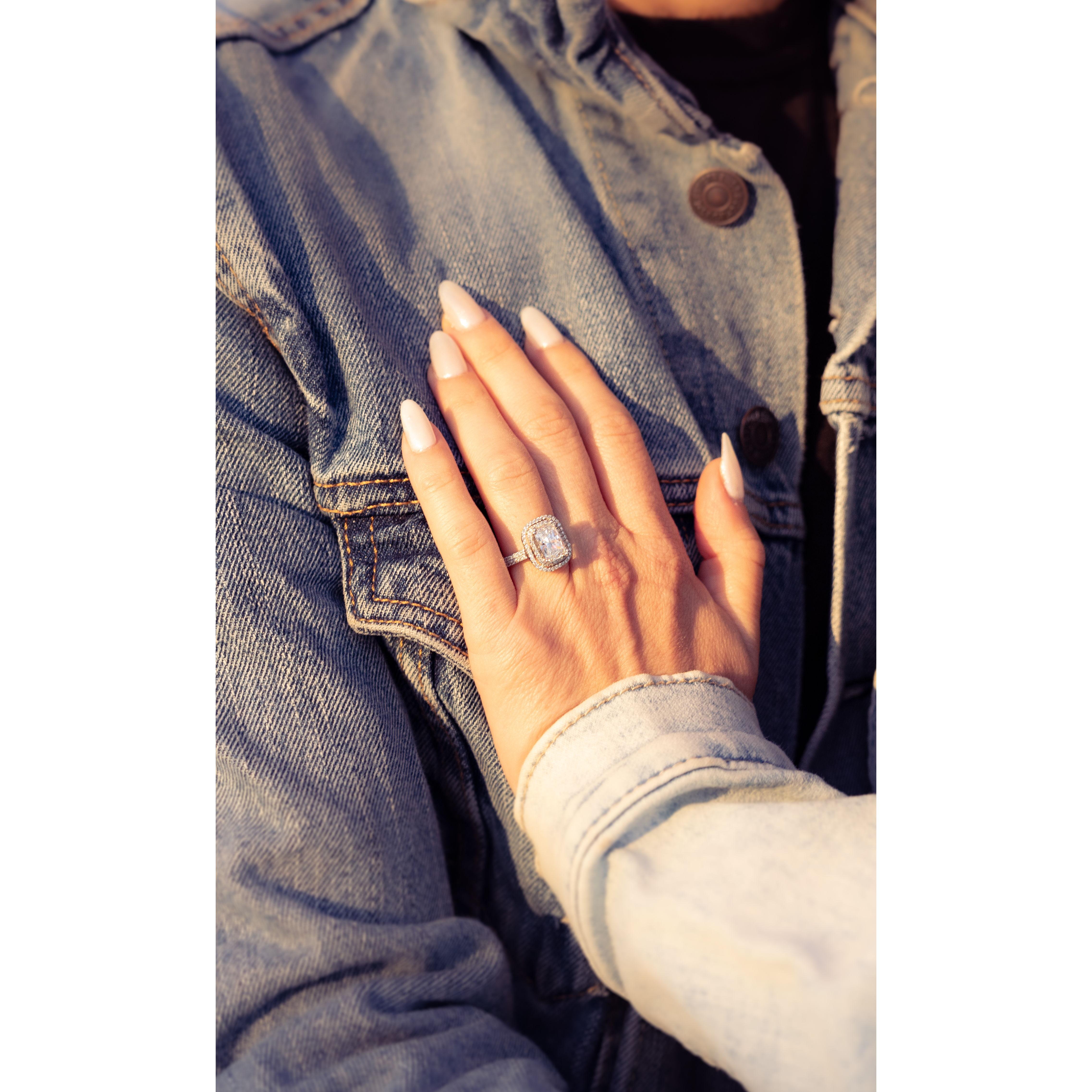 Julie's ring close up!
