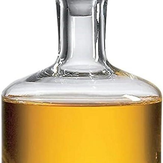 Voted Best High-End Whiskey Decanter 2024 by Food & Wine Magazine | European-Made Hand-Blown Decanter | 34 Fl. Oz | 100% Lead-Free Crystal | Gift Box