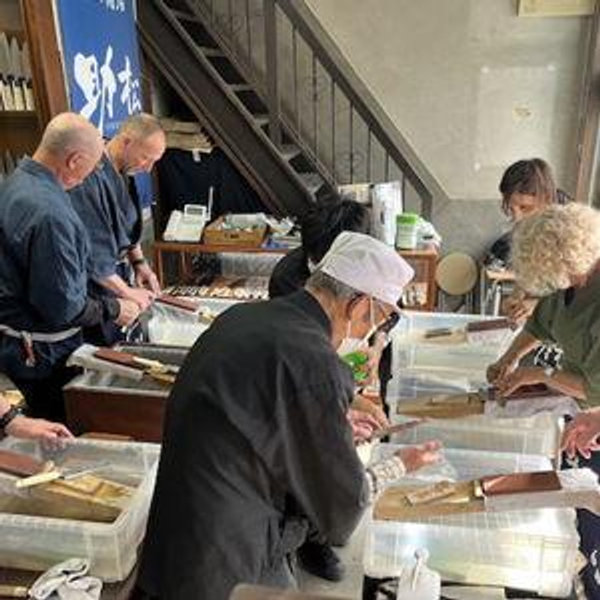 Honeymoon Japanese Knife Sharpening Class