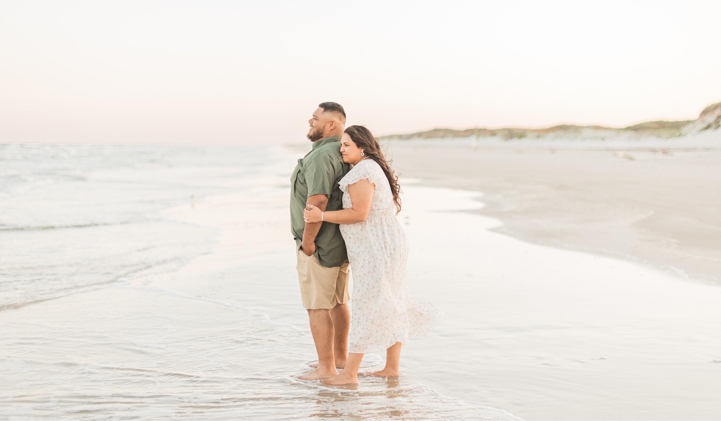 The Wedding Website of Amy Torres and Roy Sierra