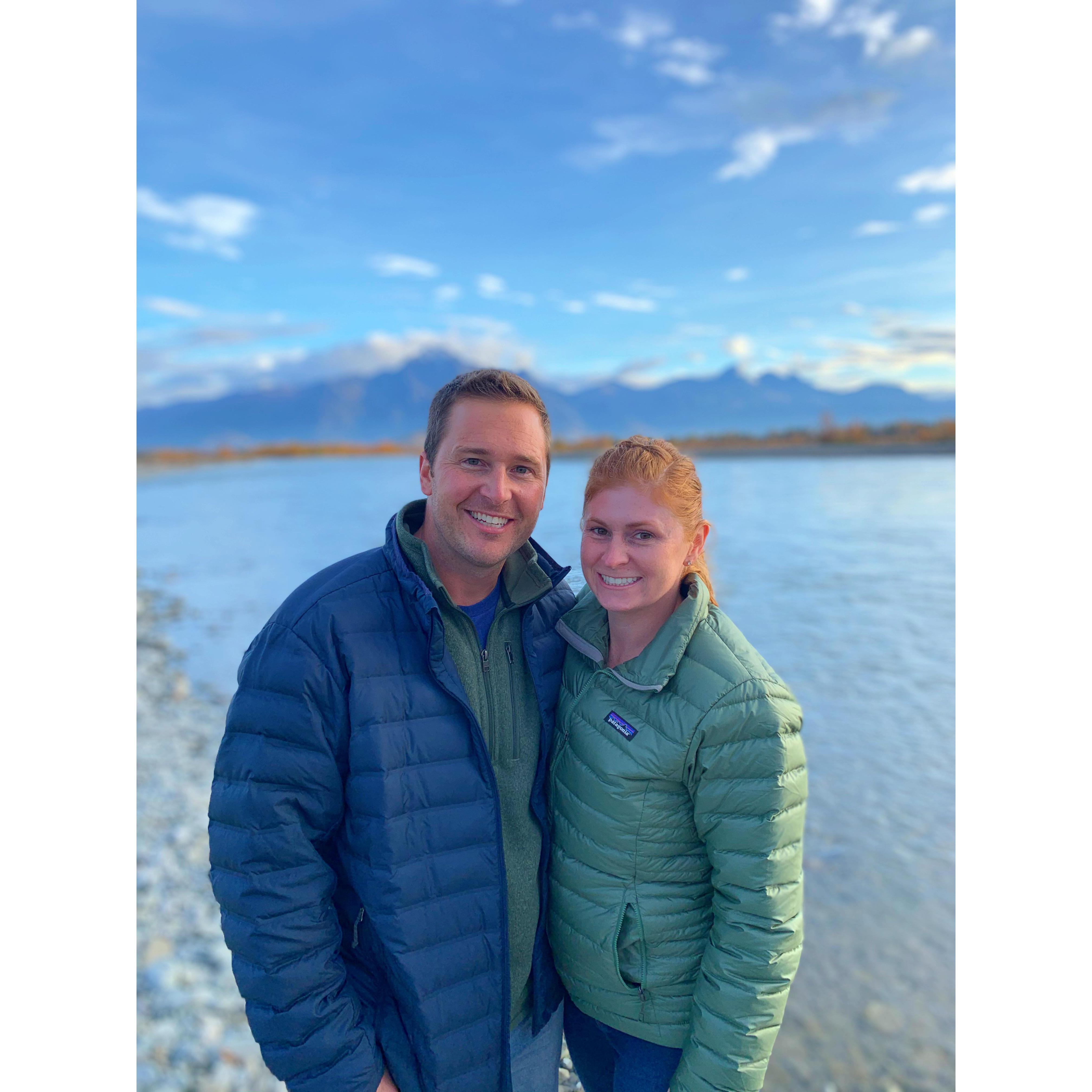 Take me to the mountains! Jamie and Dean visit Alaska!