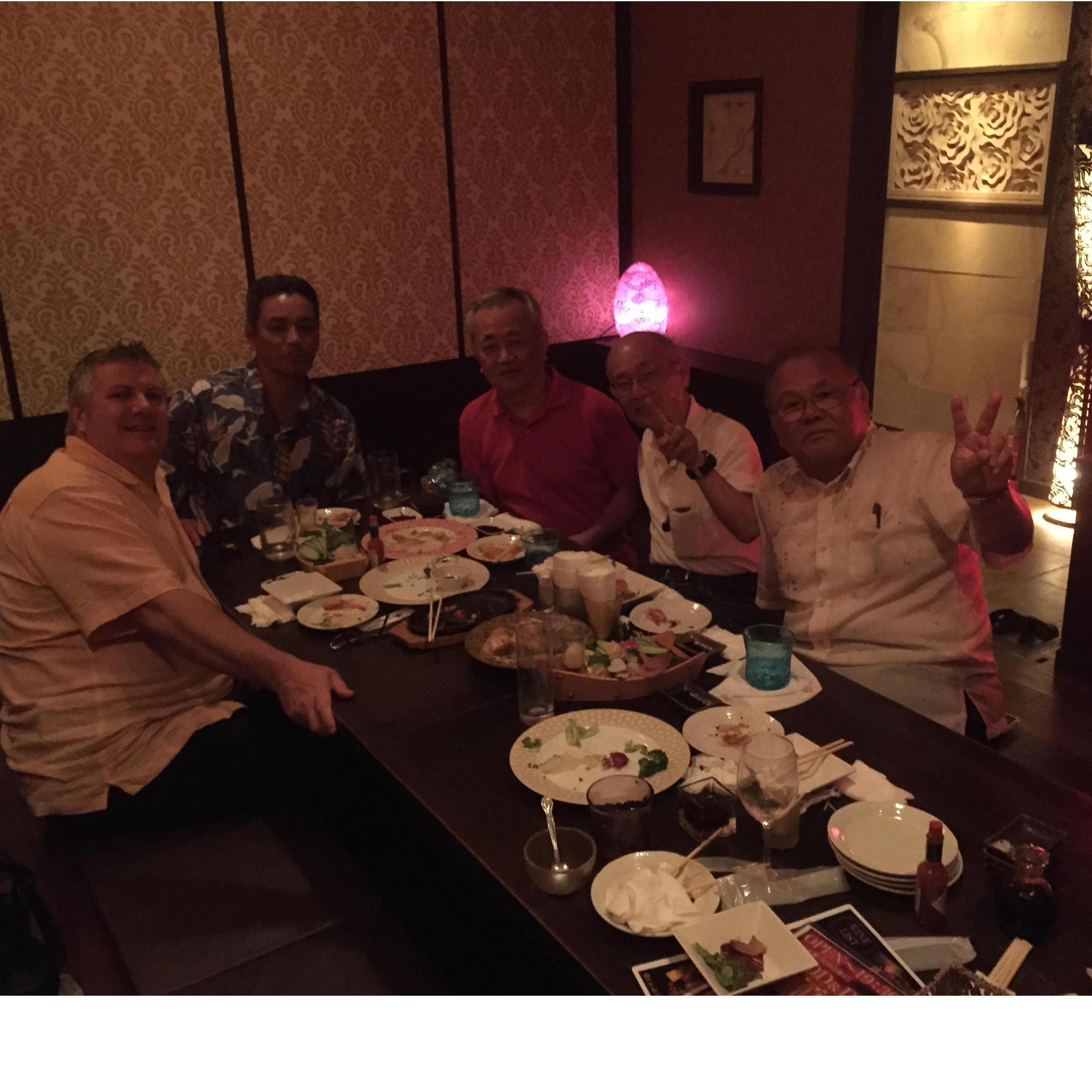 last dinner with all the guys. Only names I can remember is Kieroson in the red shirt and Tom son the gentleman next to Steve. Really nice guys and a lot of fun