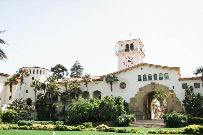 The Wedding Website of Lily Dover and Cameron Villa