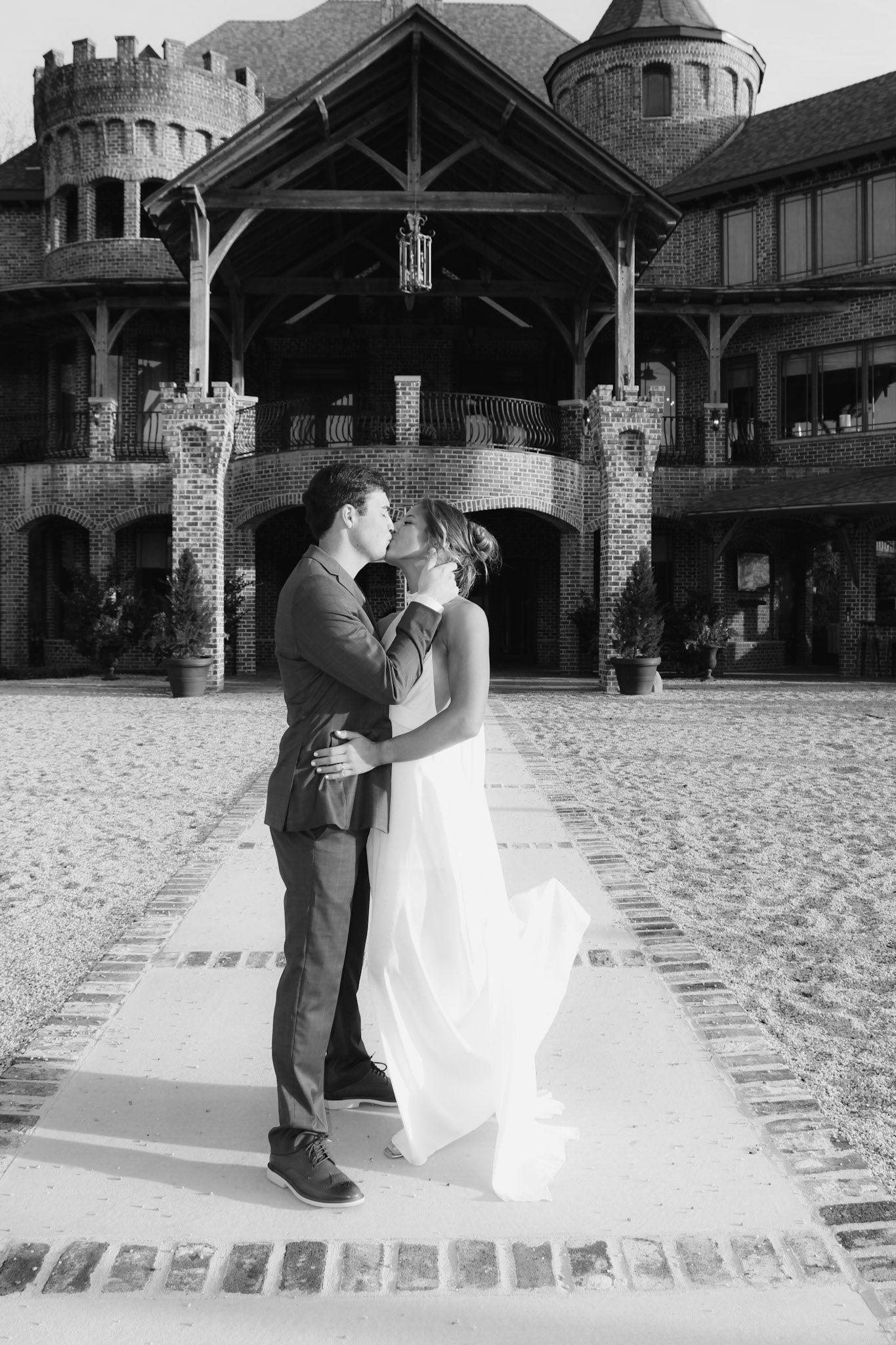 The Wedding Website of Olivia Leigh Malasovich and Brockton Lee Parker