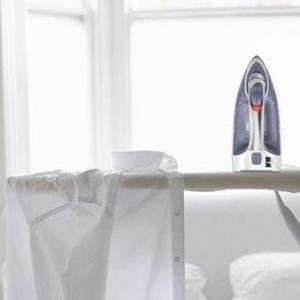 Black & Decker - ICR16X Xpress Steam™ Cord Reel Iron