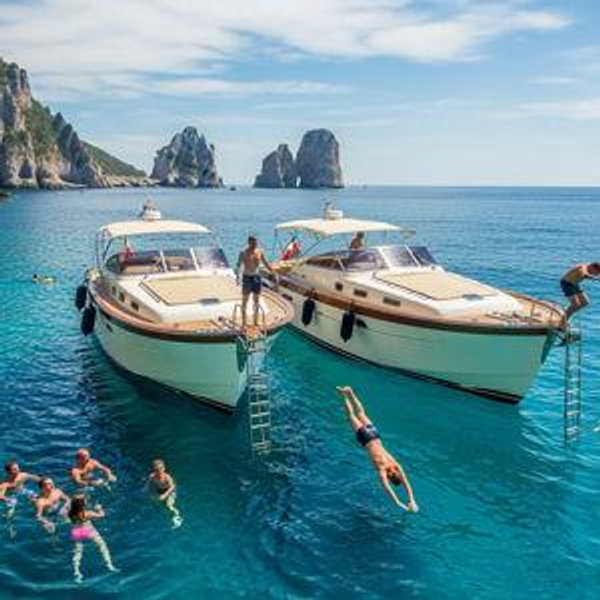 Capri Island Boat Tour with Snorkeling & Drinks