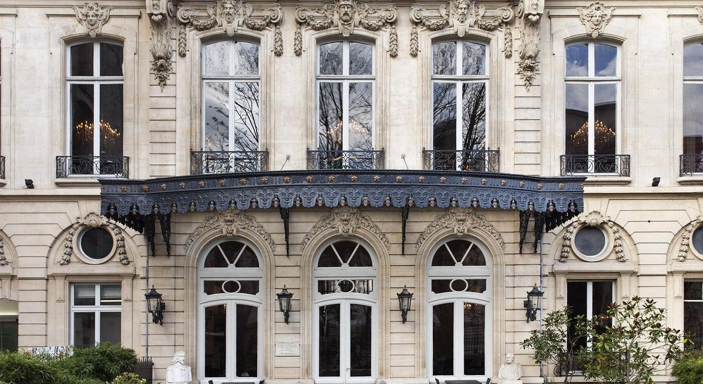 Nicole James and Ludovic Arrata's Wedding Website