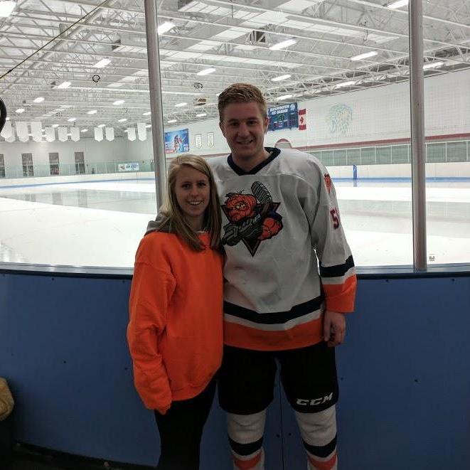 Ben loves his hockey! - 04.09.2017