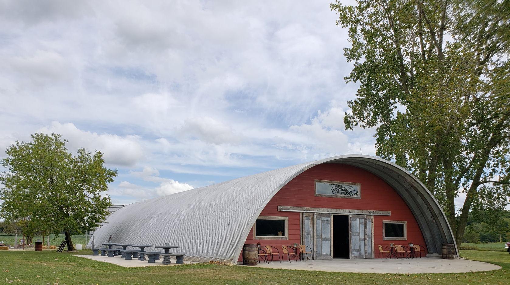 The Wedding Website of Jessica Johnson and Brady Smith